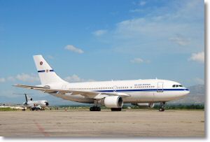 Airbus A-310 FAeB-CA-02-Douchanbe-26mai2008-DSC_0074.jpg